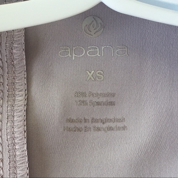 Brand New Alana Zip Up - Picture 5 of 6